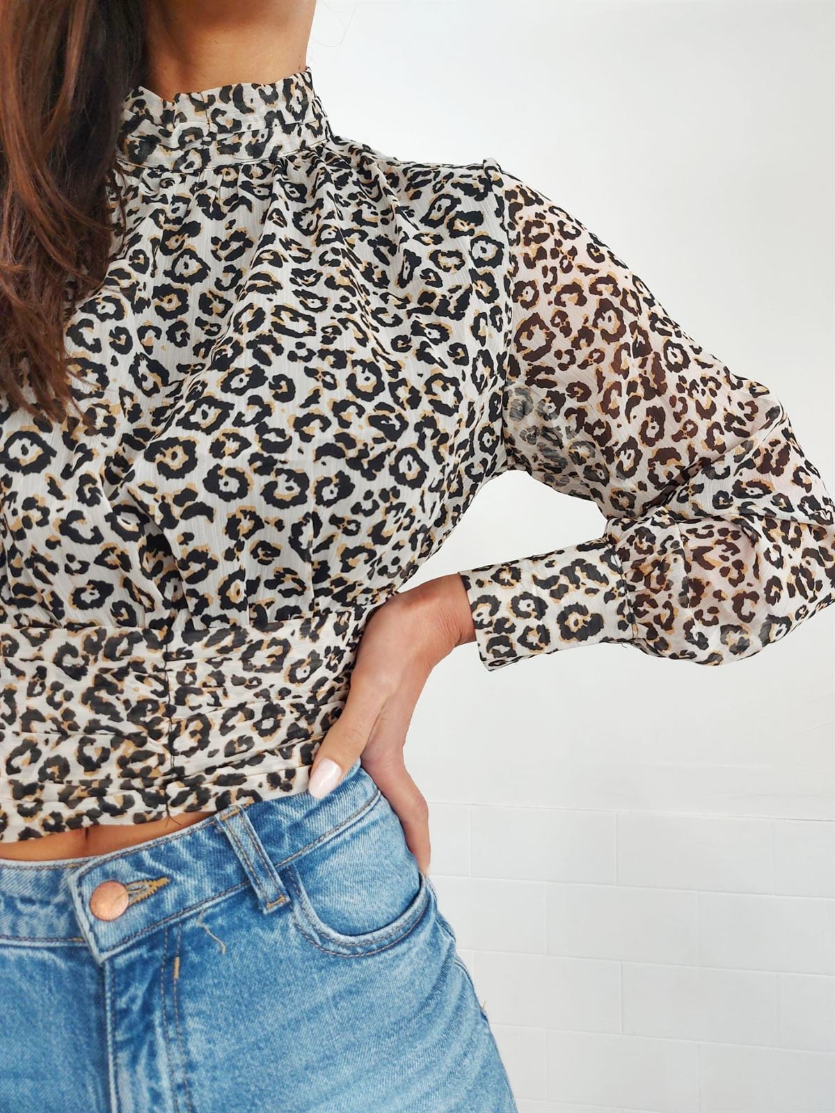 BLUSA GASA ANIMAL PRINT - Imagen 2