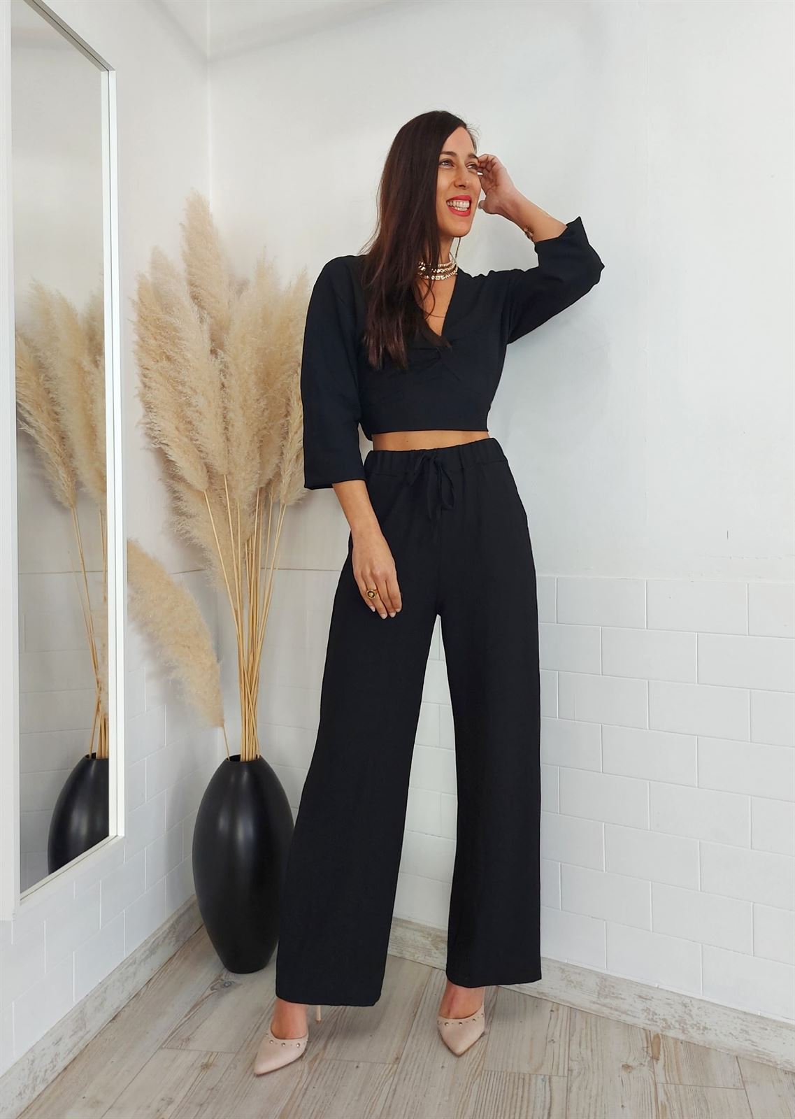 CONJUNTO TOP/PANTALON NEGRO - Imagen 1