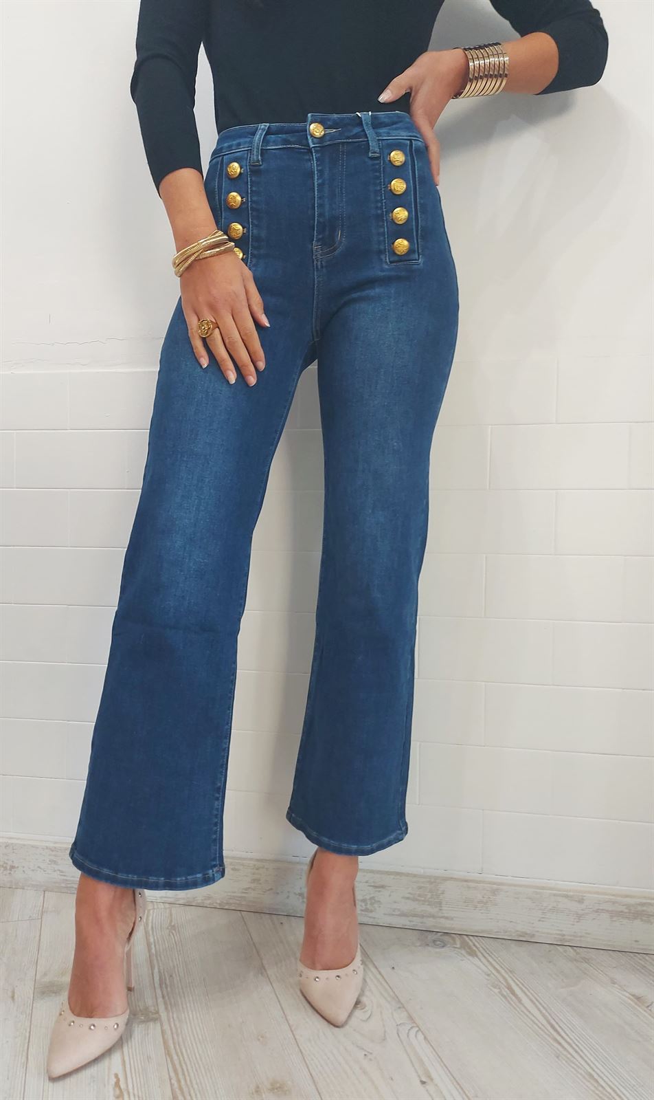 JEANS FLARE BOTONES - Imagen 1