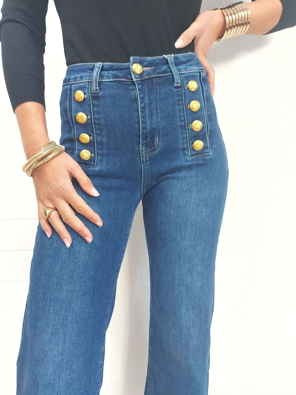 JEANS FLARE BOTONES - Imagen 2