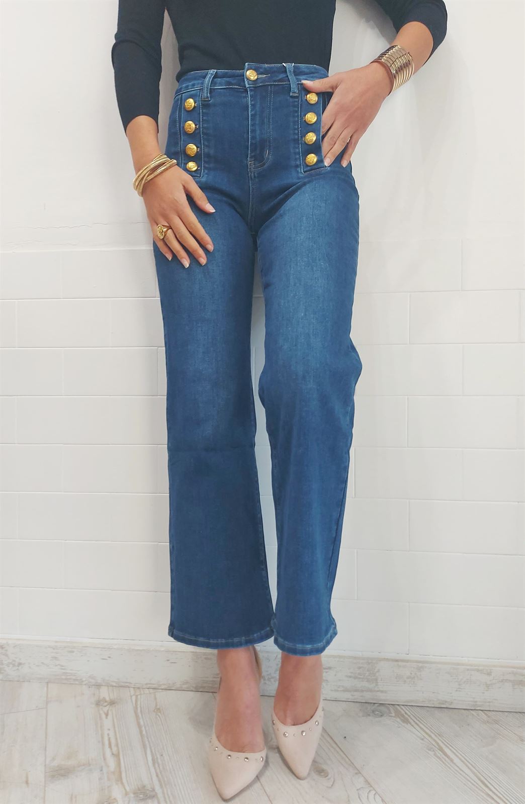 JEANS FLARE BOTONES - Imagen 4