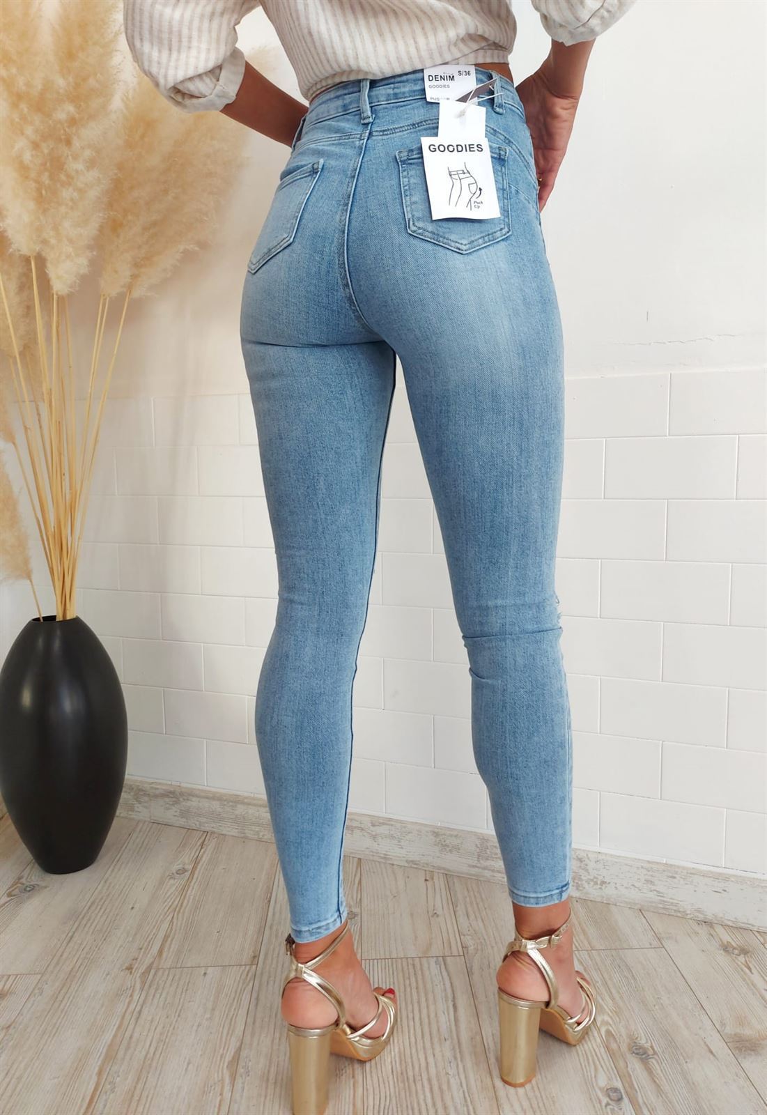 JEANS SKINNY ROTOS - Imagen 2